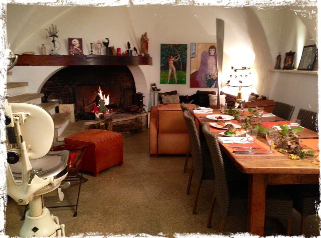 Bed and Breakfast Le Petit Cafe à Oppède Extérieur photo